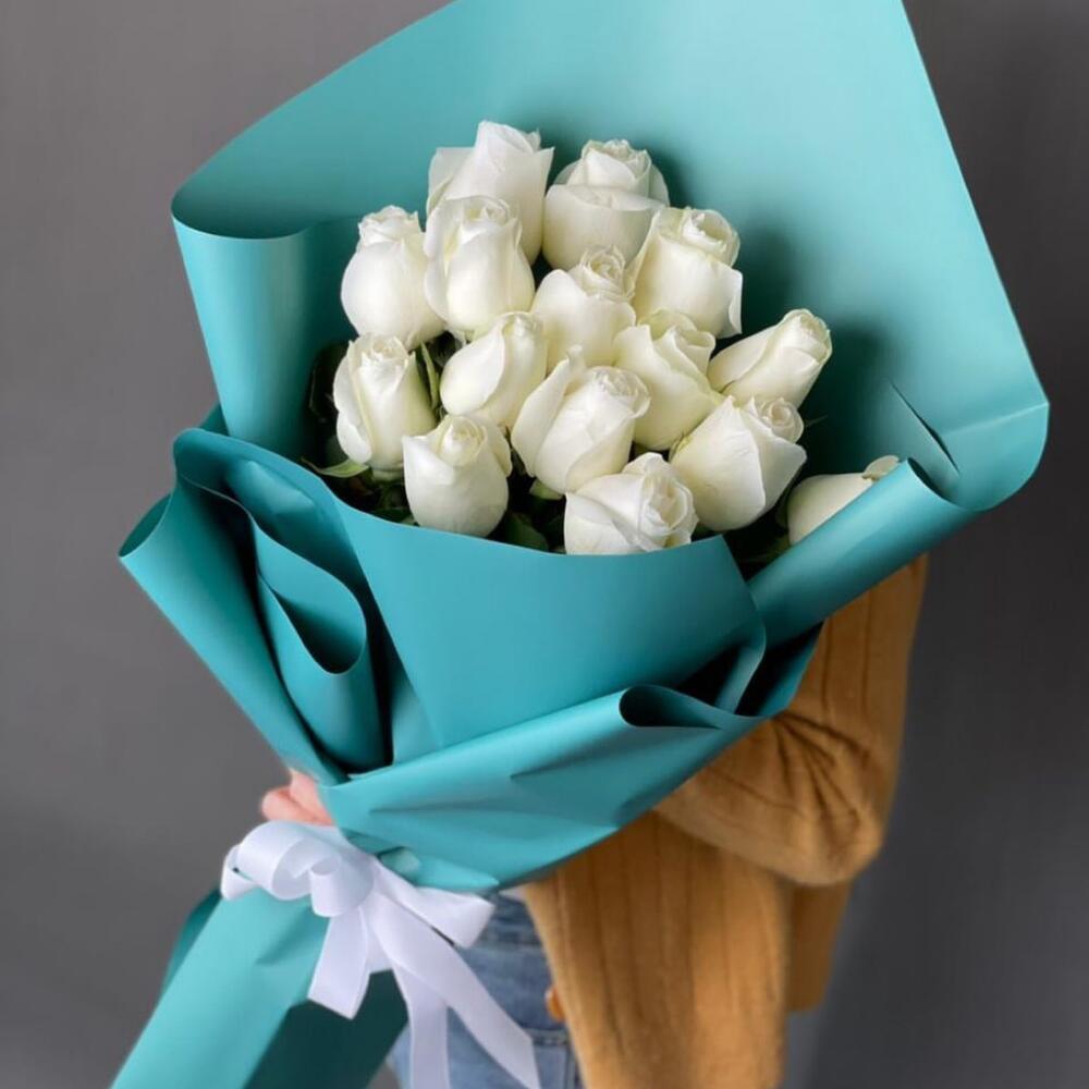 Букет из голландских белых роз